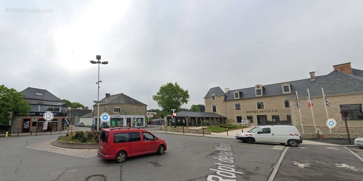 Terrain à GUICHEN