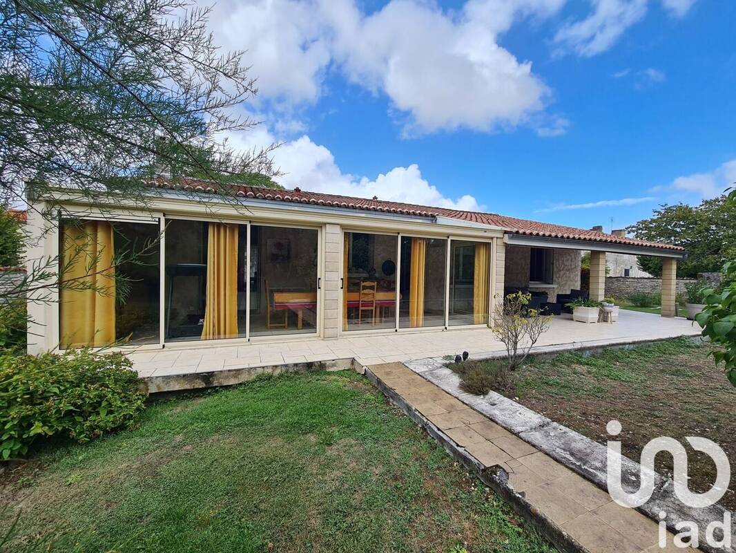 Photo 1 - Maison à VARAIZE