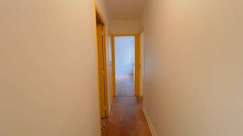 Quimper Ouest - Appartement T4 de 78 m² habitable - 1 loggia - Une terrasse - Cave - photo 11