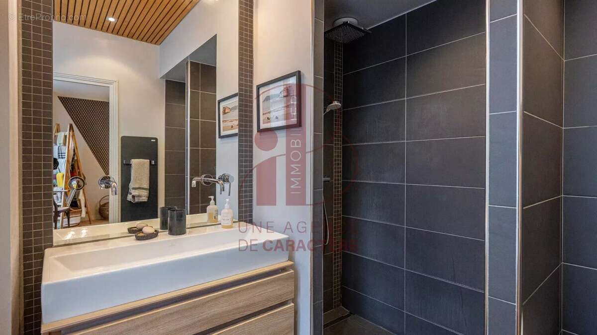 Maison à FONTAINEBLEAU