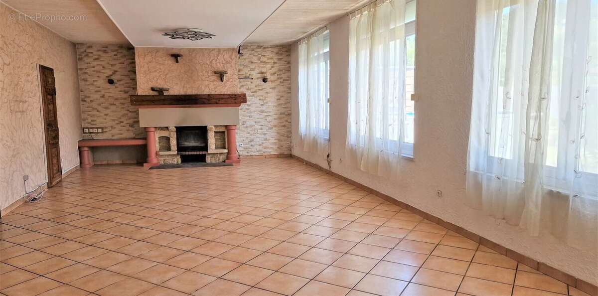 Maison à SAINT-THOMAS-EN-ROYANS