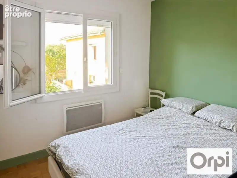 FLEURANCE, maison rénovée avec garage et jardin - photo 10