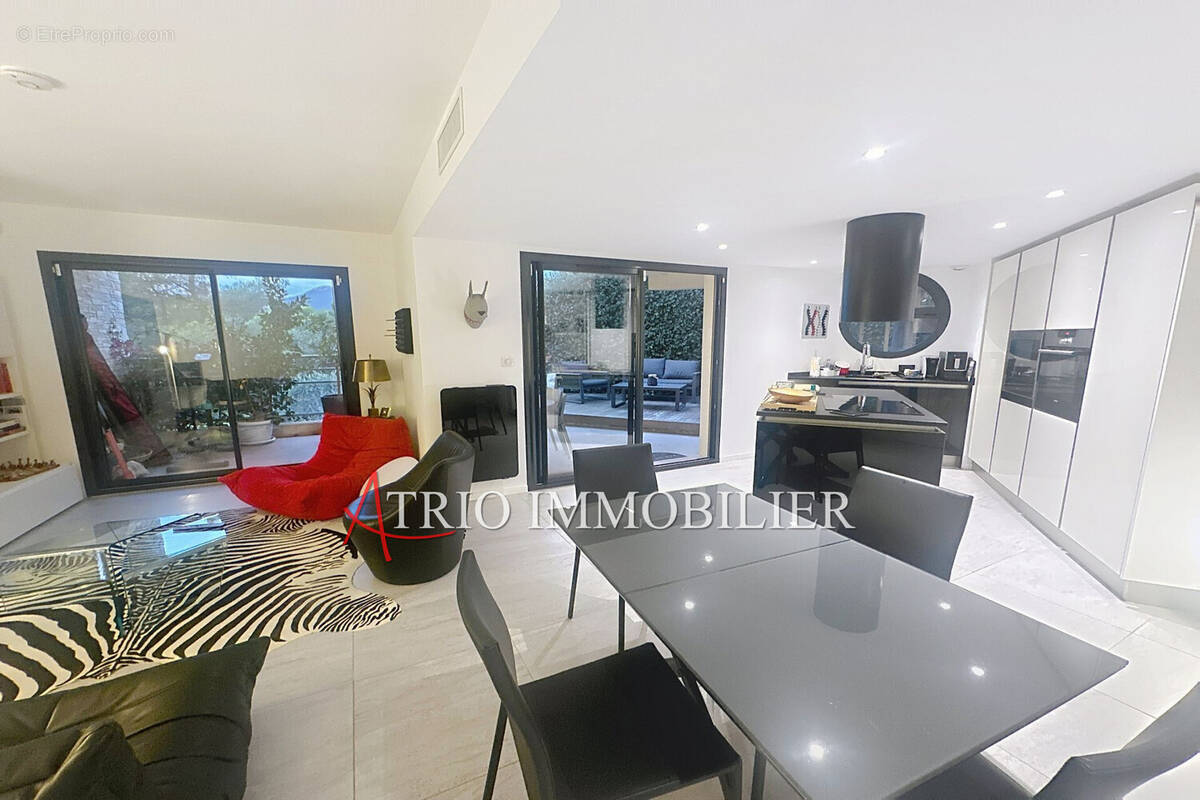 Appartement à CAGNES-SUR-MER