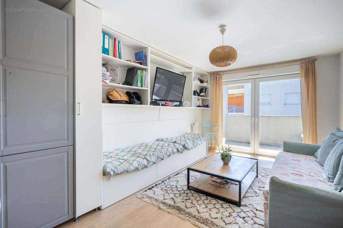 Appartement à LES MUREAUX