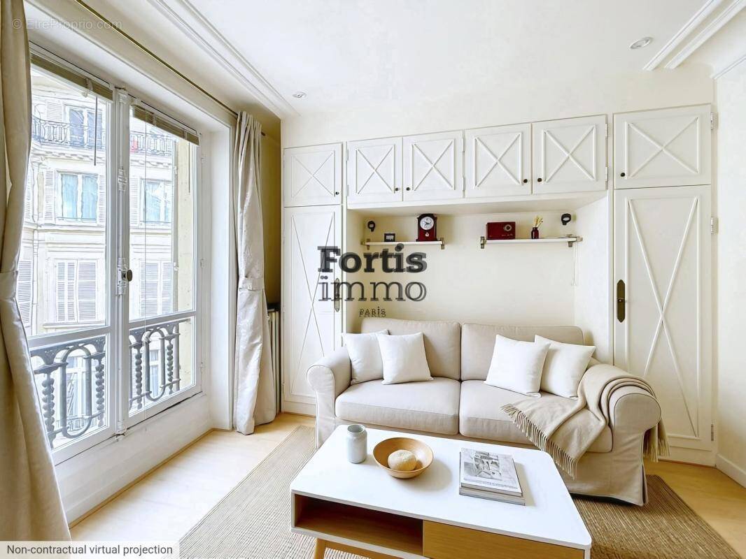 Appartement à PARIS-1E