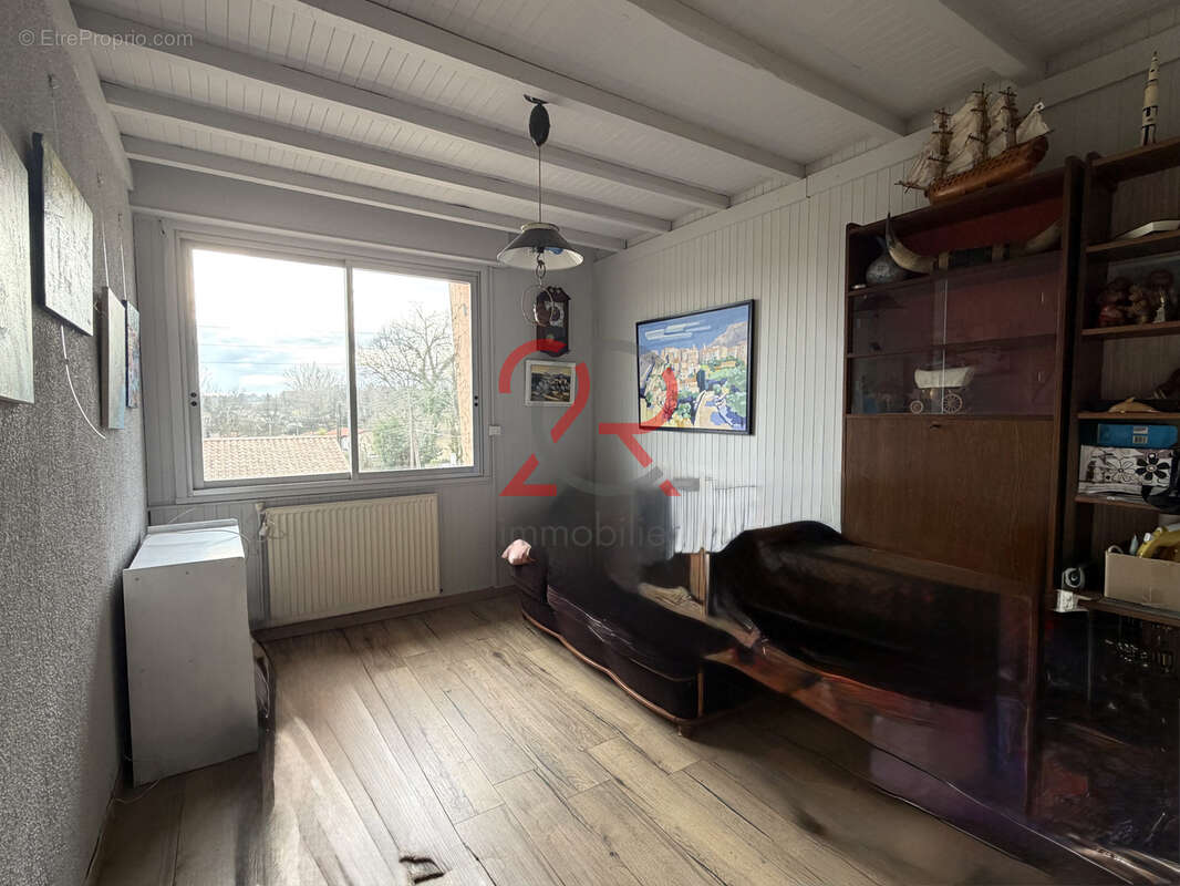 Maison familiale de 229m2 à rénover - photo 9