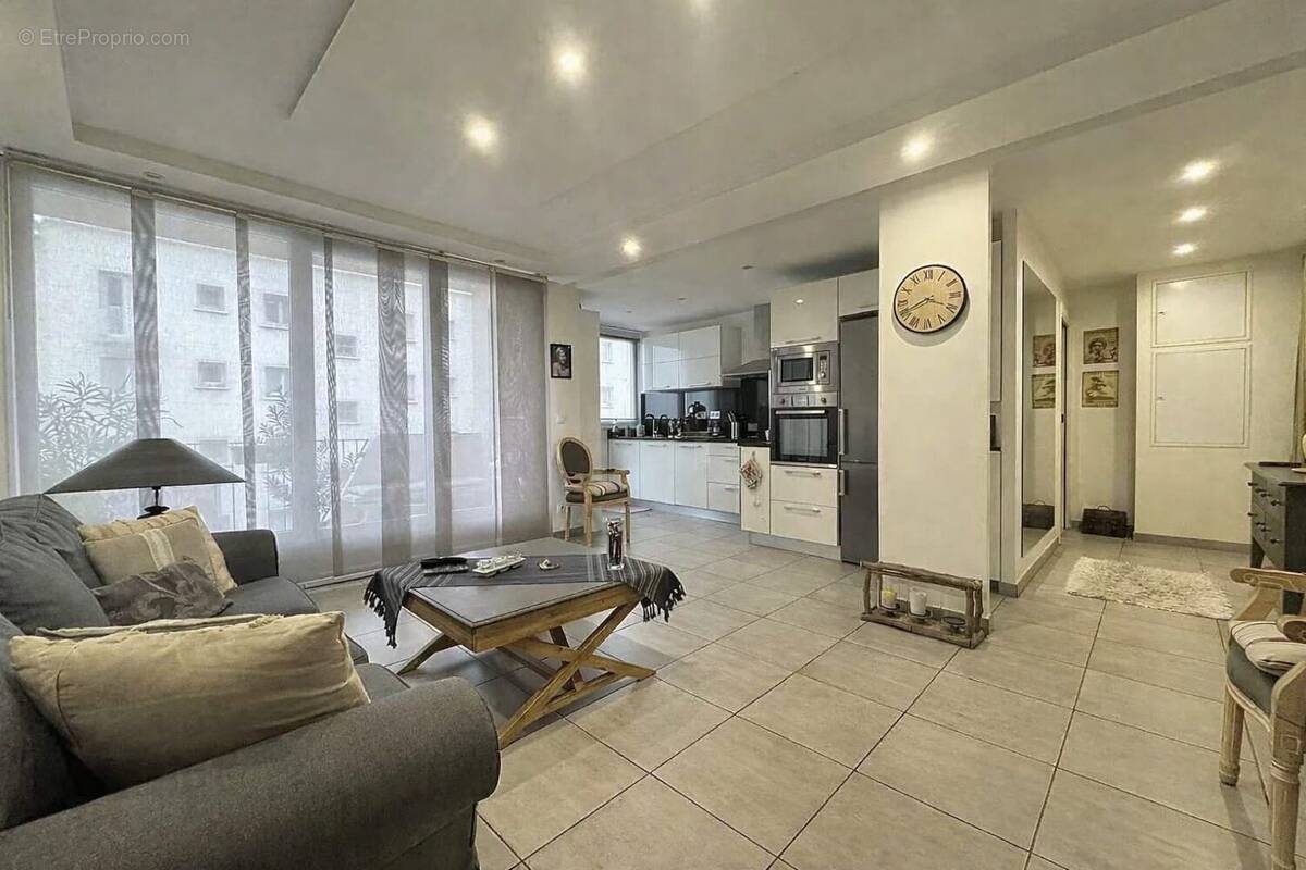 Appartement à CHAMPIGNY-SUR-MARNE