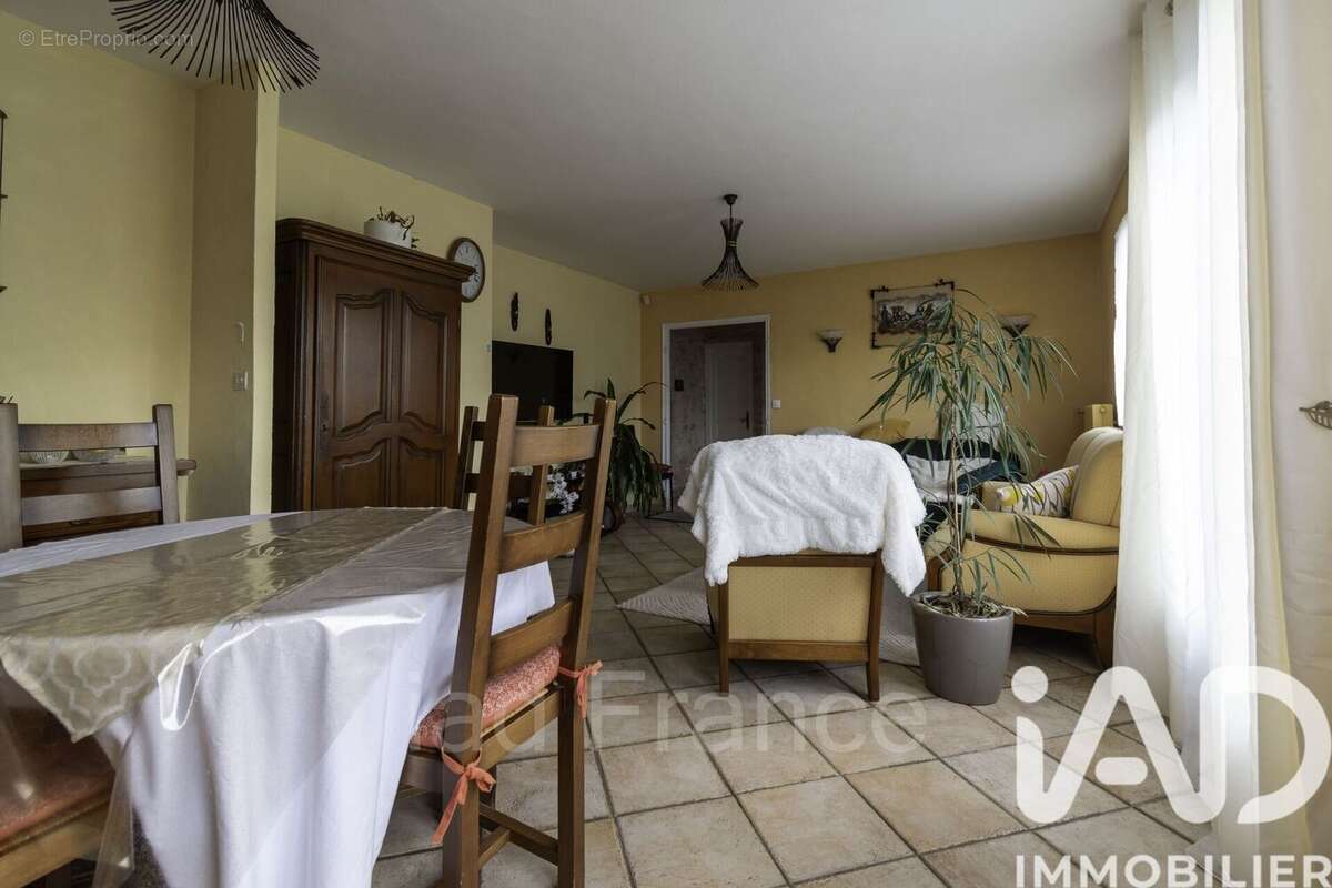 Photo 3 - Maison à FRENEUSE