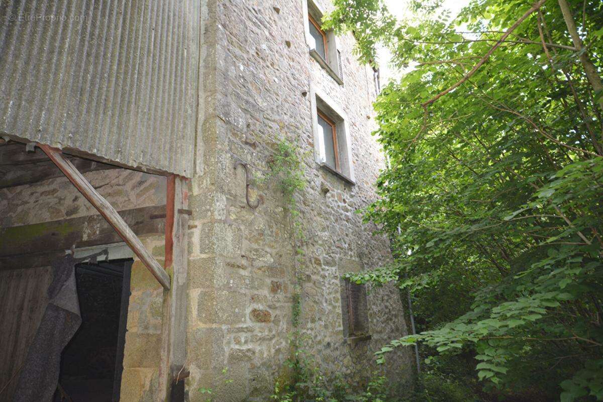 Maison à rénover à la campagne - photo 5