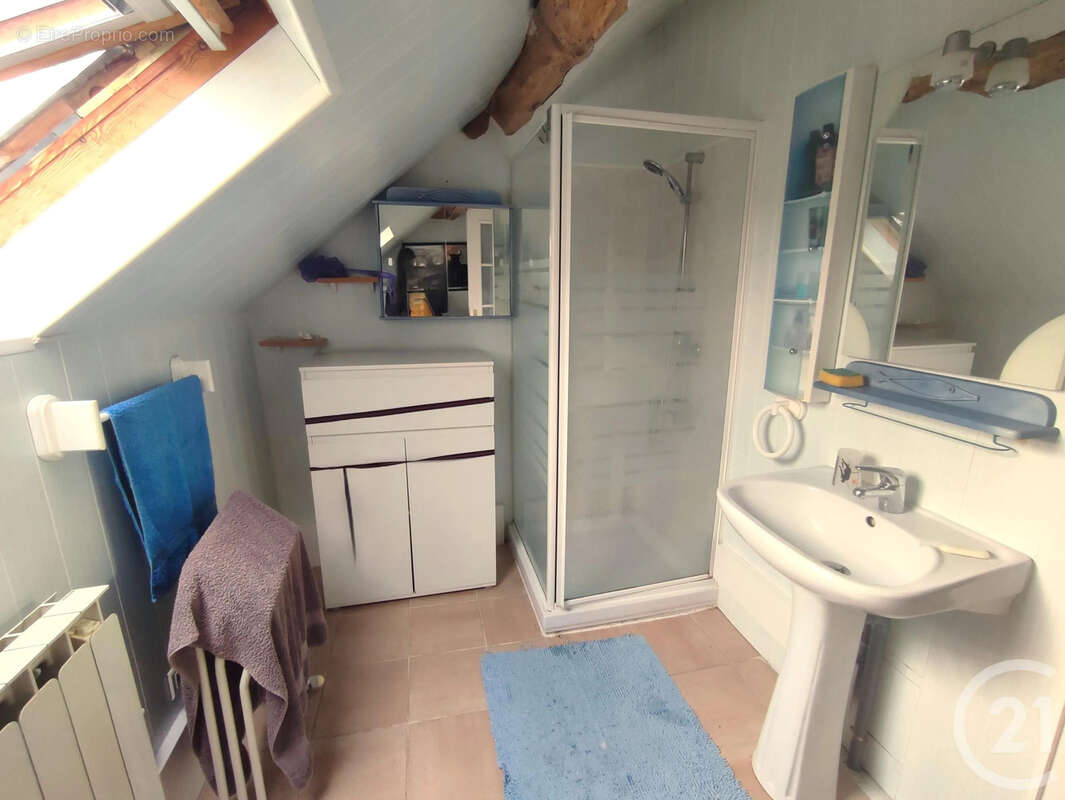 Maison à COSNE-COURS-SUR-LOIRE