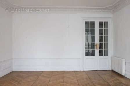 Appartement à PARIS-9E