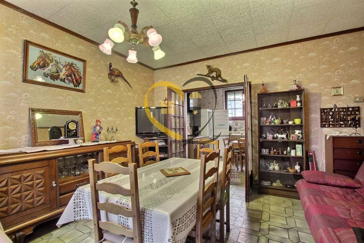 Maison à SAINT-PALAIS