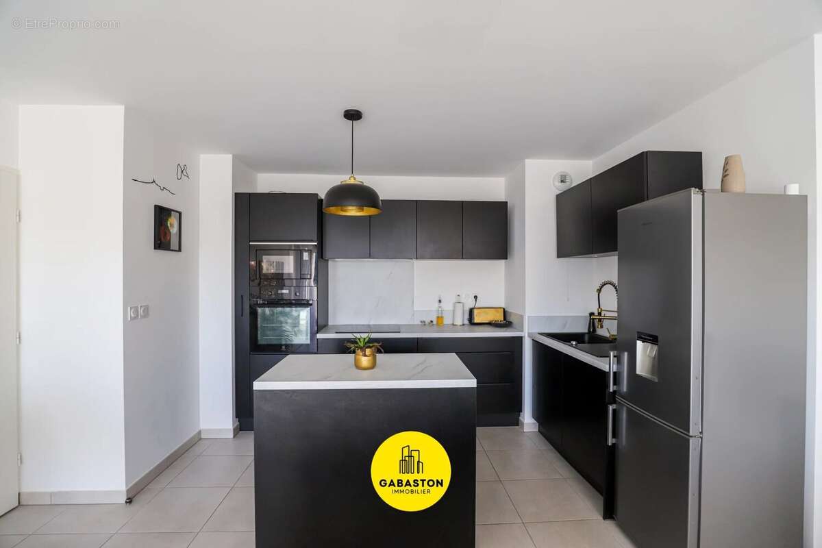 Appartement à MARSEILLE-14E