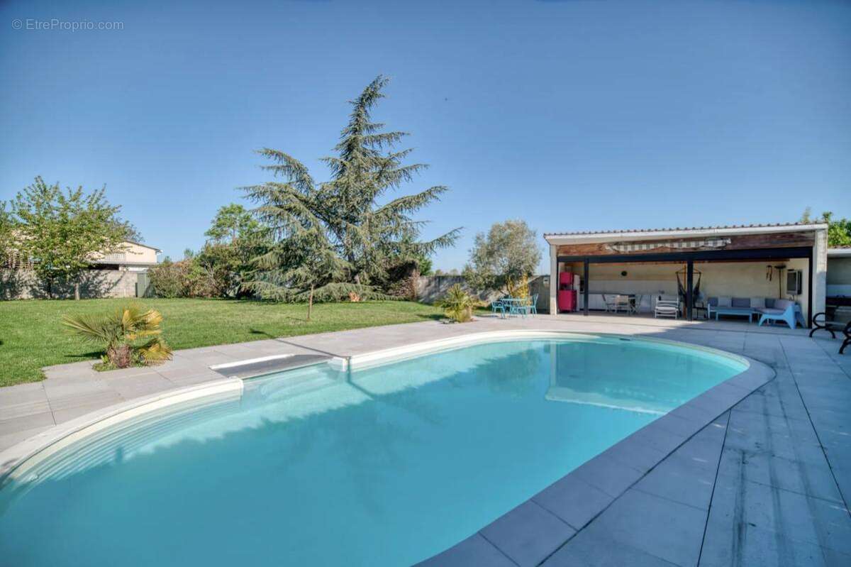 Maison à CORNEBARRIEU