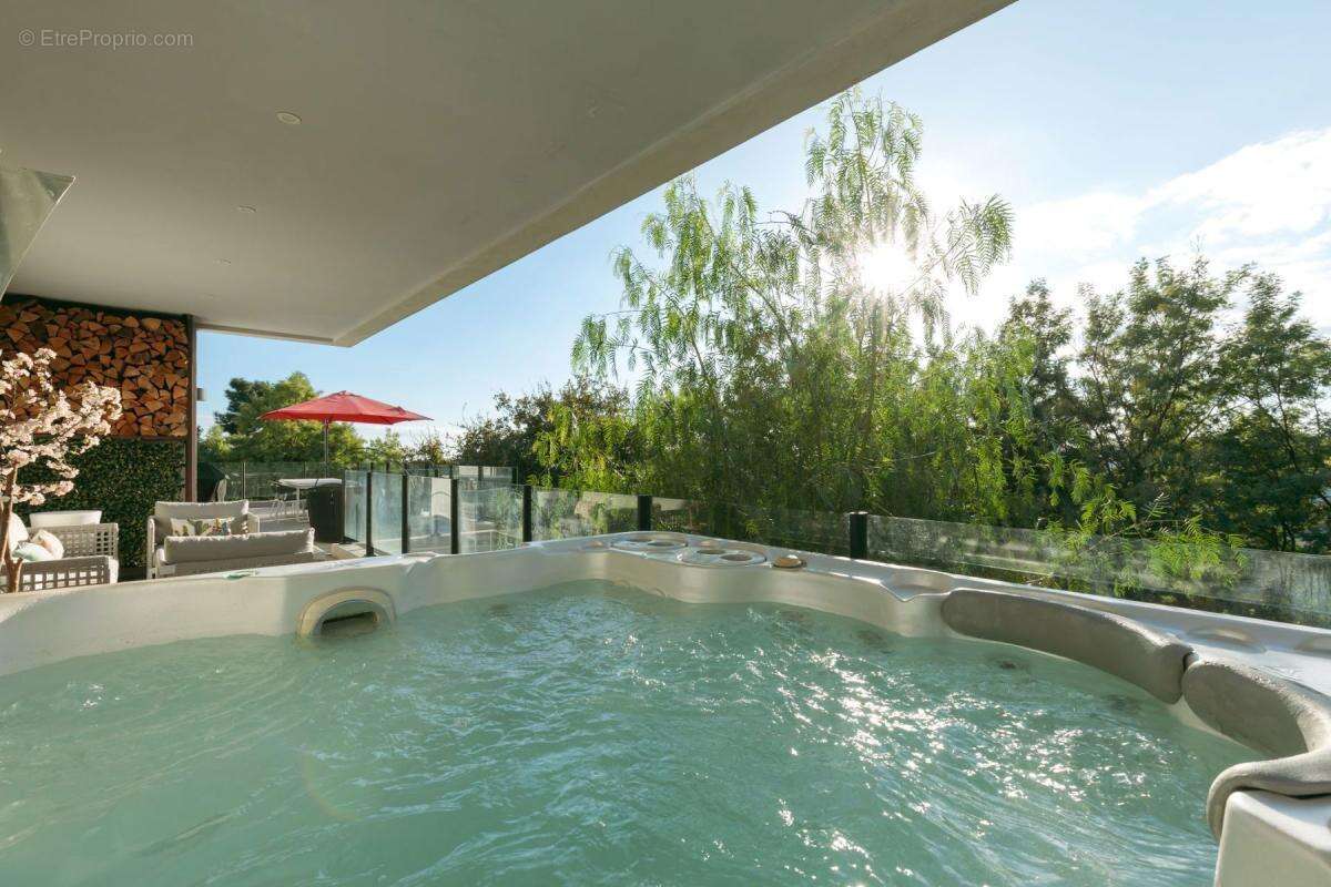 Maison à VENCE