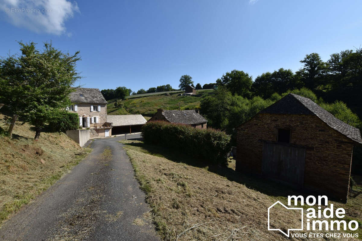 Maison à QUINS