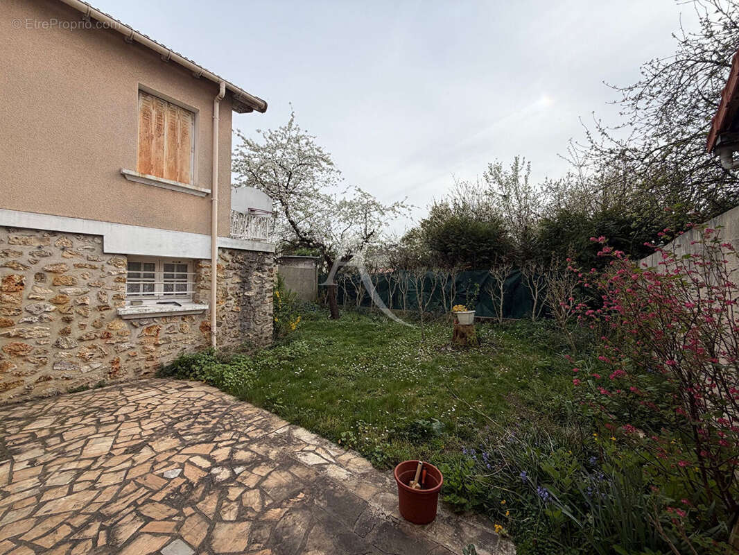 Maison à DRANCY