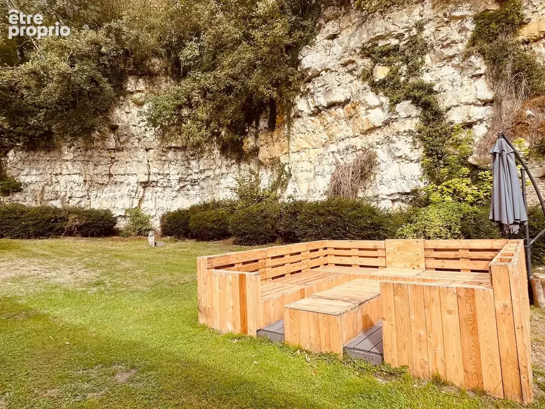 AISNE - Au calme dans village maison de caractère sur 5580 m2 terrain avec terrasses, falaise et bois - photo 5