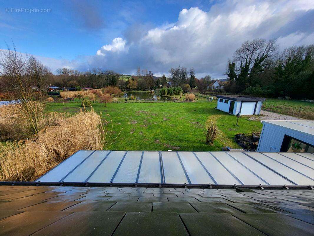 Maison à VITZ-SUR-AUTHIE