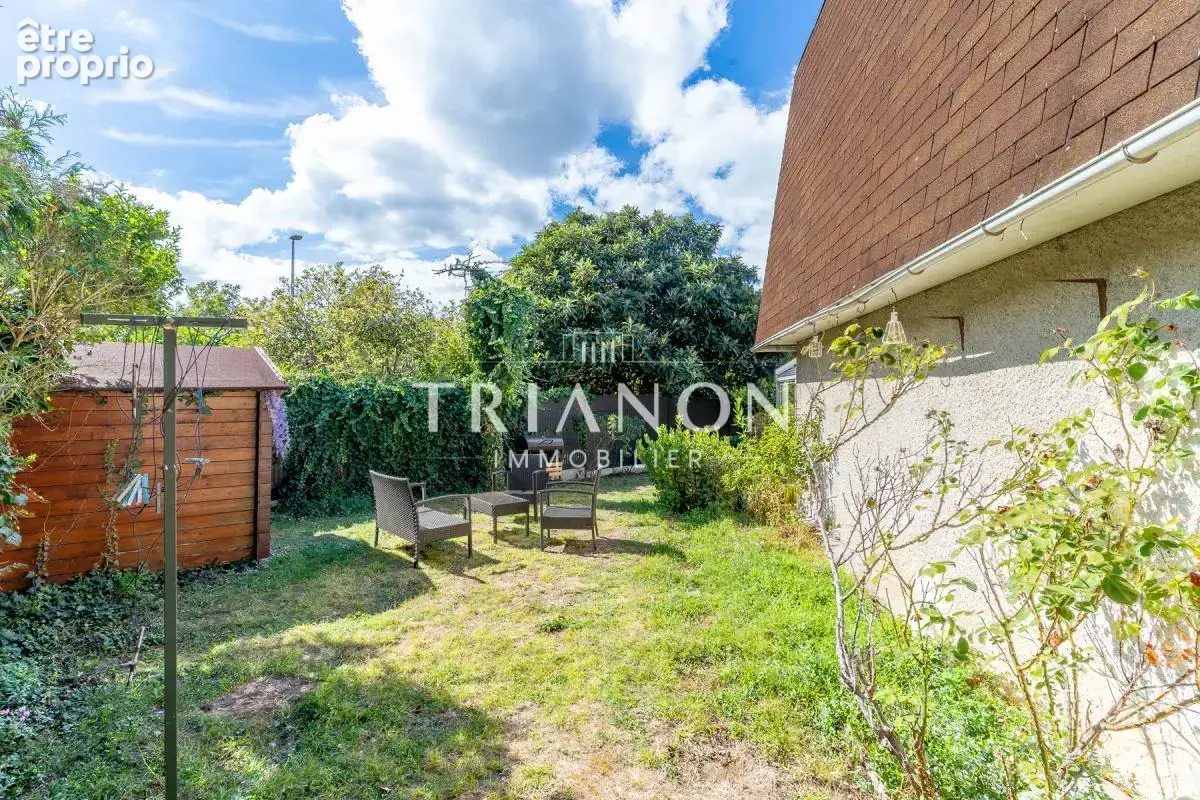Maison familiale de 4 chambres avec véranda et jardin sans vis-à-vis — Quartier recherché - photo 15