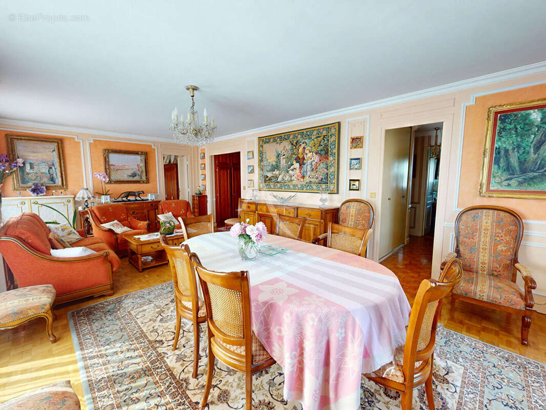 Appartement à VILLEMOMBLE