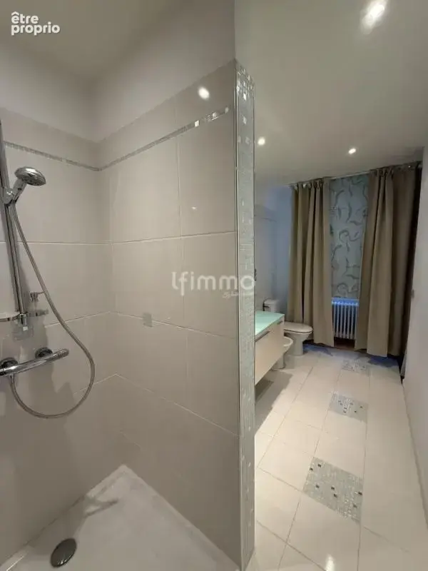 Girondine 4 chambres centre ville - photo 15