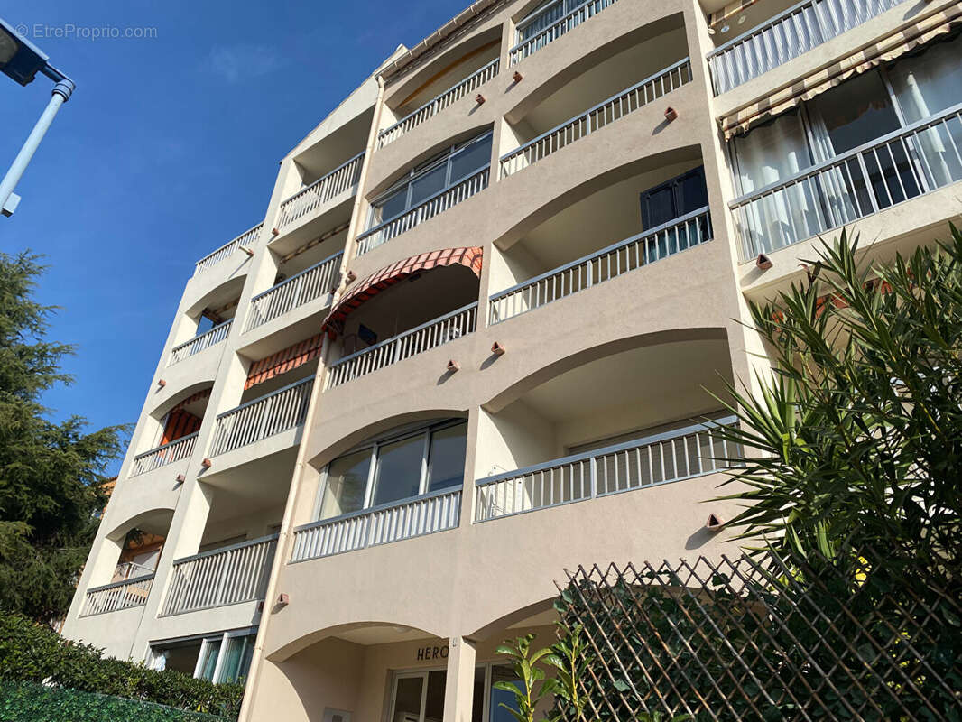 Appartement à SAINT-MANDRIER-SUR-MER