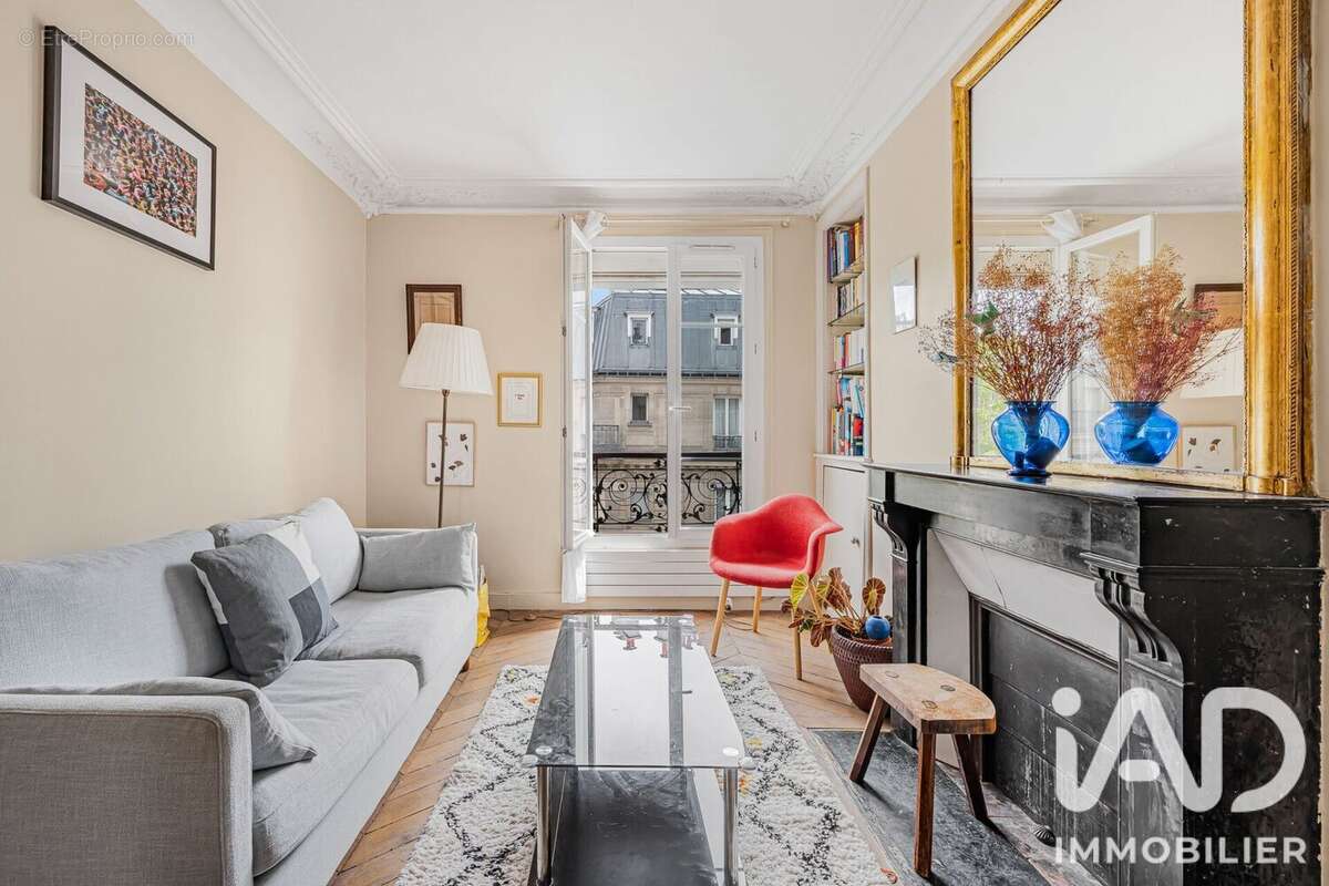 Photo 2 - Appartement à PARIS-18E