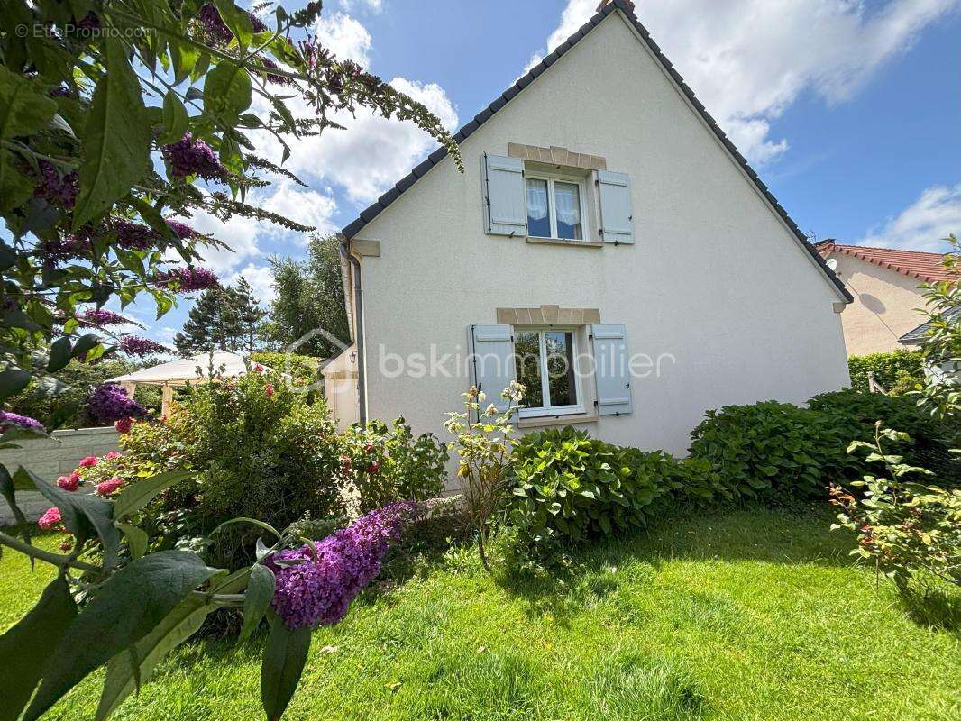 Maison à SAINT-REMY-BOSCROCOURT