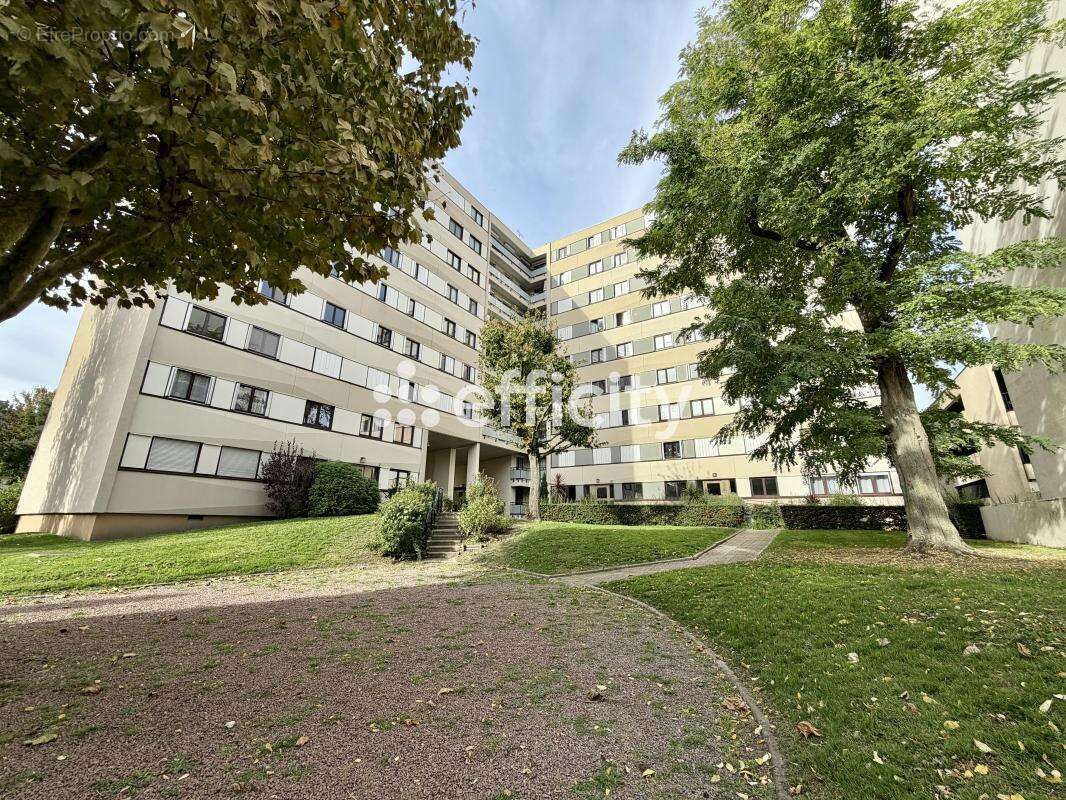 Appartement à LONGJUMEAU