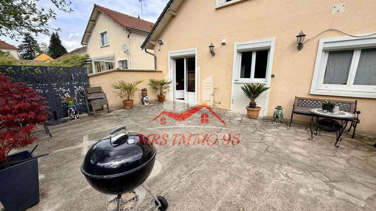 Maison à LUZARCHES