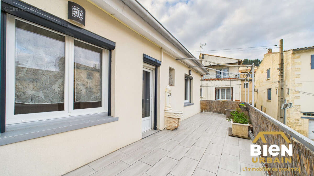 Maison à BELLEGARDE