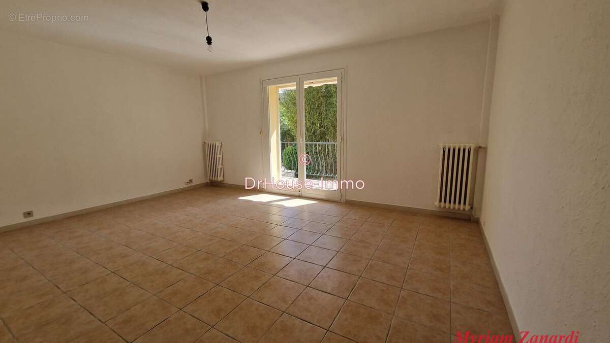 Appartement à MANDELIEU-LA-NAPOULE
