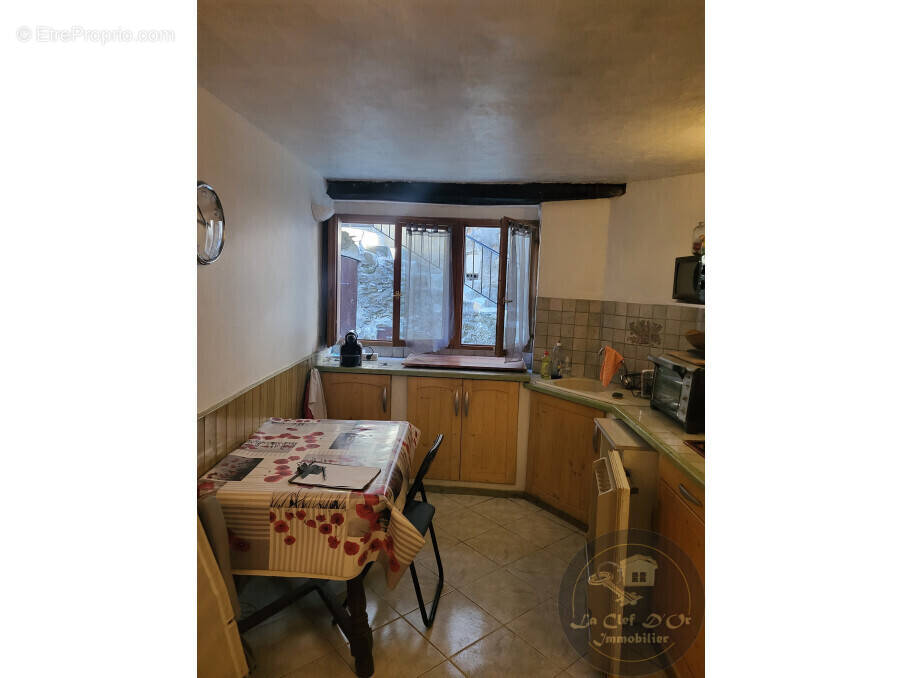 Appartement à ANNOT