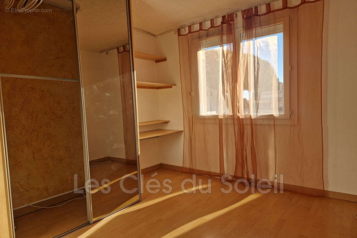 Appartement à HYERES