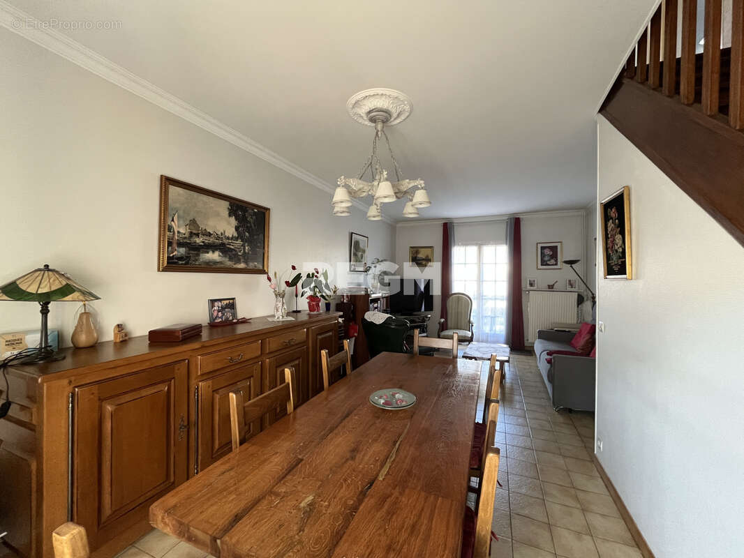 Maison à CORBEIL-ESSONNES
