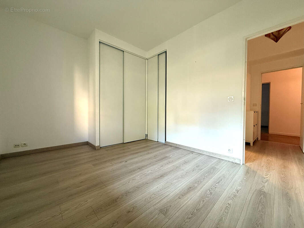 Appartement à MONTROUGE