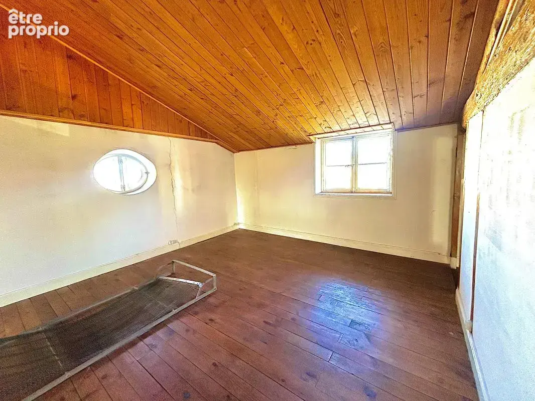 Opportunité rare pour professionnels — Bâtiment de caractère de 450 m² sur 3 niveaux avec jardin de 1 000 m² - photo 26