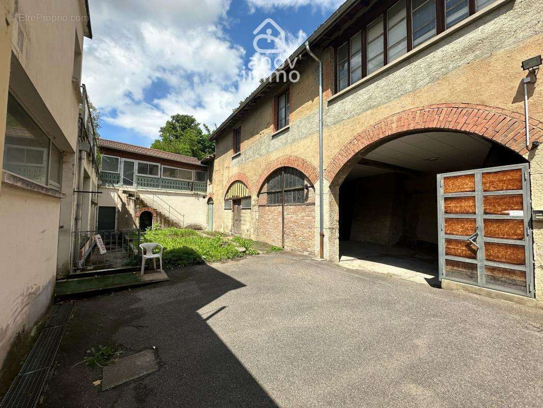 Appartement à TREVOUX