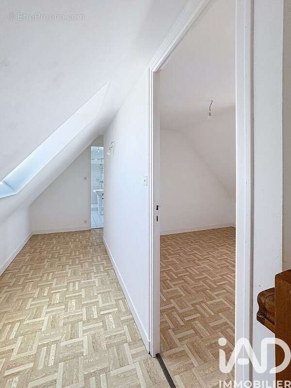 Maison 165 m² à Treffiagat  - photo 4