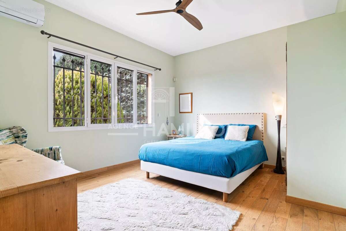 Maison à LA COLLE-SUR-LOUP