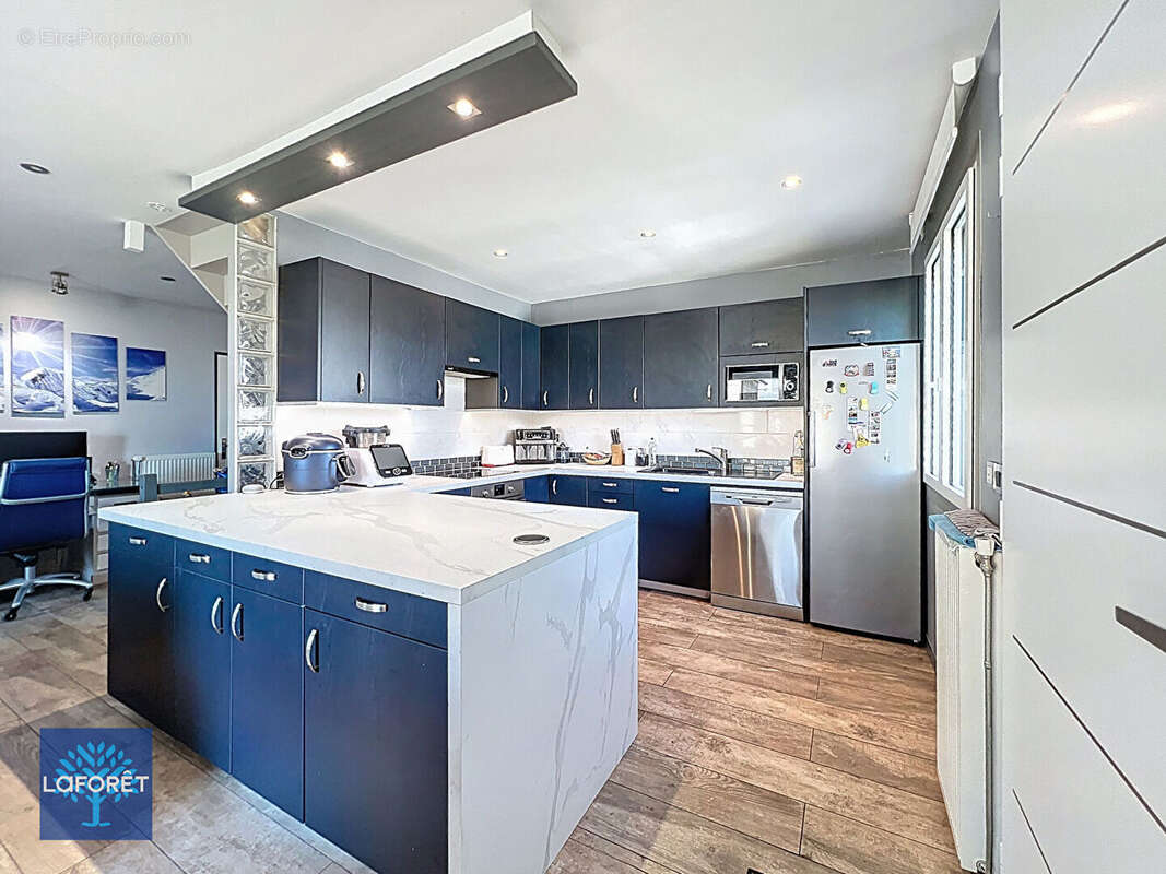 Maison à CORBEIL-ESSONNES