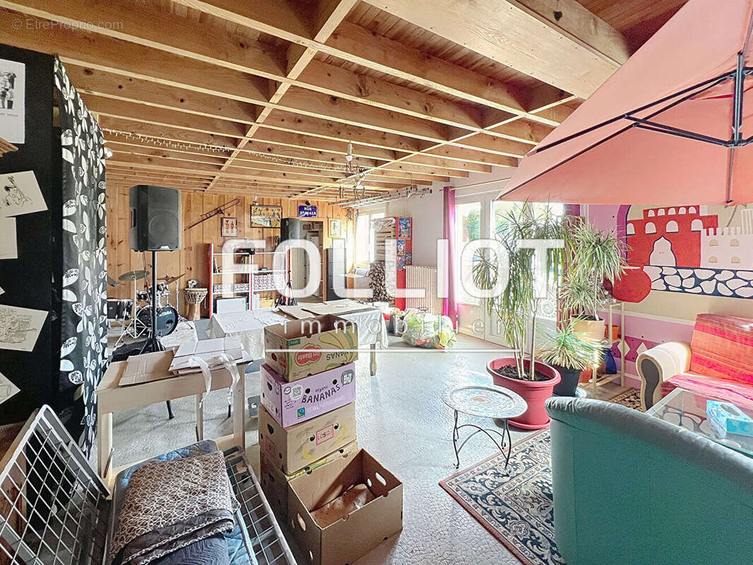 Maison à SAINT-SAUVEUR-LENDELIN