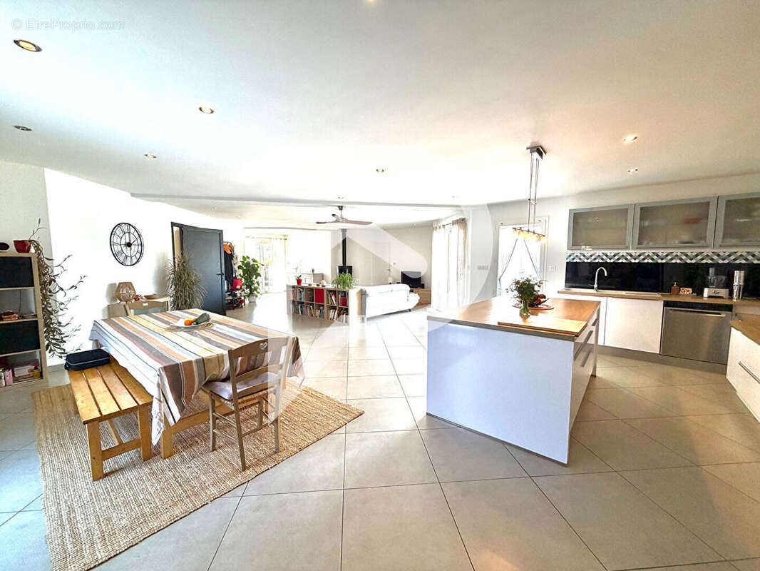 Maison Maslacq 7 pièces 175 m² - photo 6