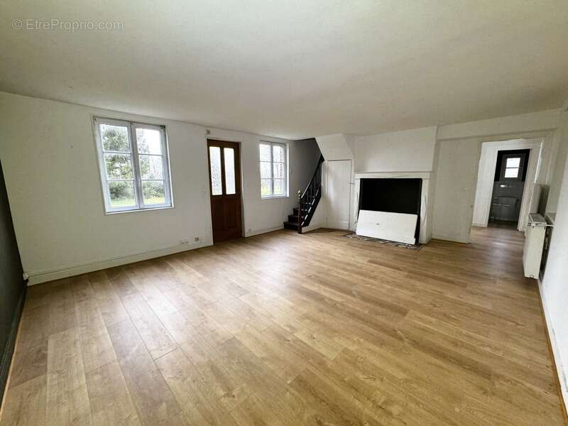 Maison à ECORCHES