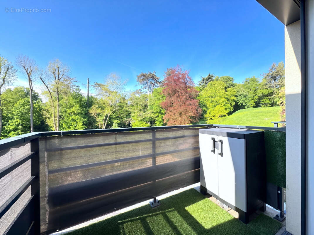 Appartement à L'ETANG-LA-VILLE