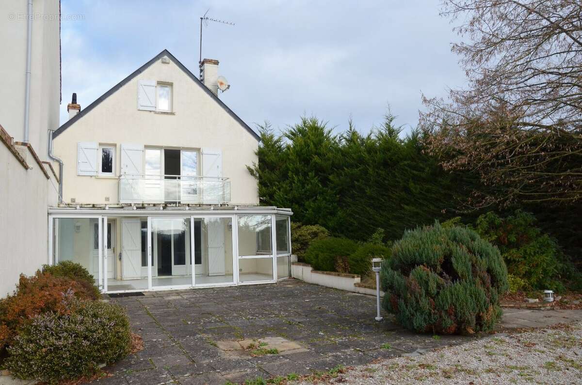 Maison à JOUARS-PONTCHARTRAIN