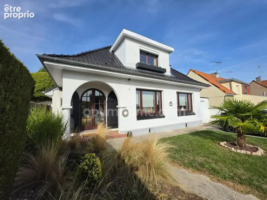 Maison individuelle renovee 120 m² 3 ch garage jardin - photo 1
