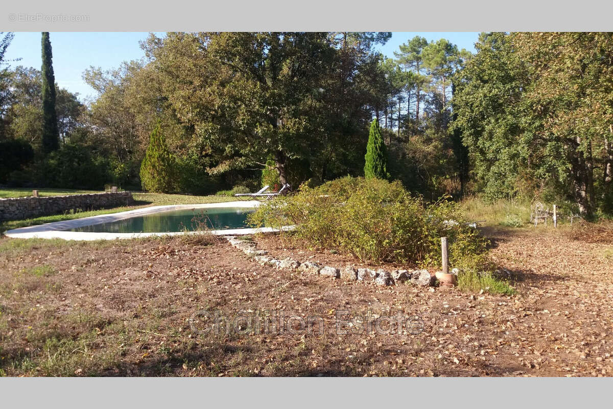 Terrain 4035 m² à Callian  - photo 5