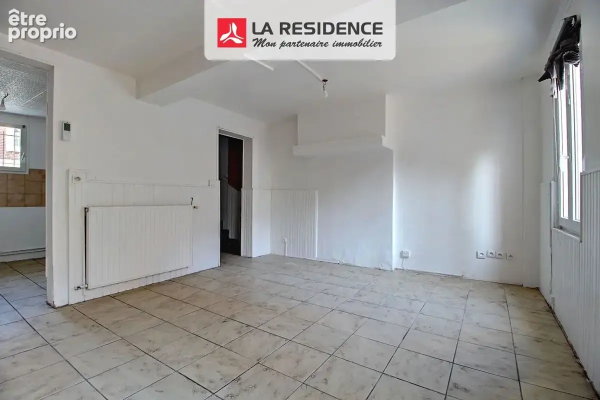 Maison 4 pièces 71 m² à vendre à Saint-Etienne-Du-Rouvray (76800) - photo 2